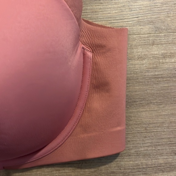 Cacique | Lightly Lined Max Coverage bra Women’s size 40DD salmon color 40E - Picture 2 of 6
